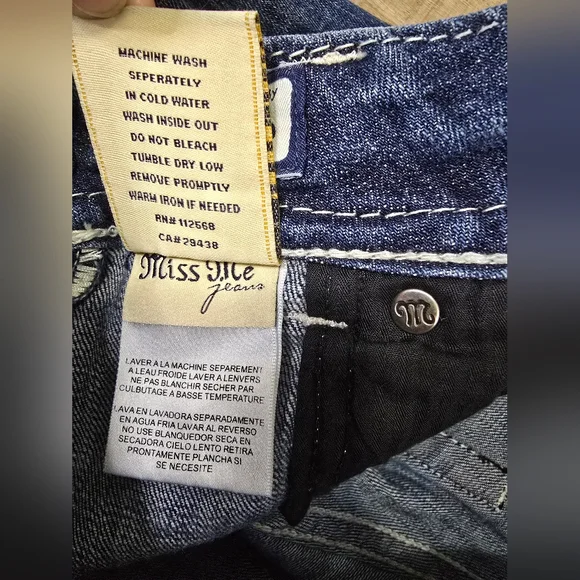 Miss Me Bootcut Jeans Size 26 Buckle Rhinestone Studded Pocket Y2K Size 26 - Picture 9 of 16